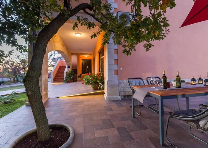 Damjan Appartement *