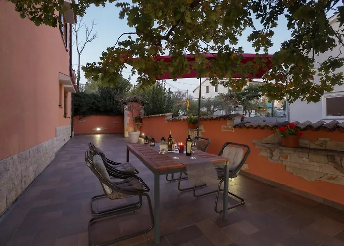 Apartman Damjan Kastelir